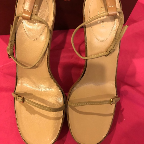 🔥🔥Strappy Gucci Stiletto Sandal🔥🔥 - Picture 3 of 9